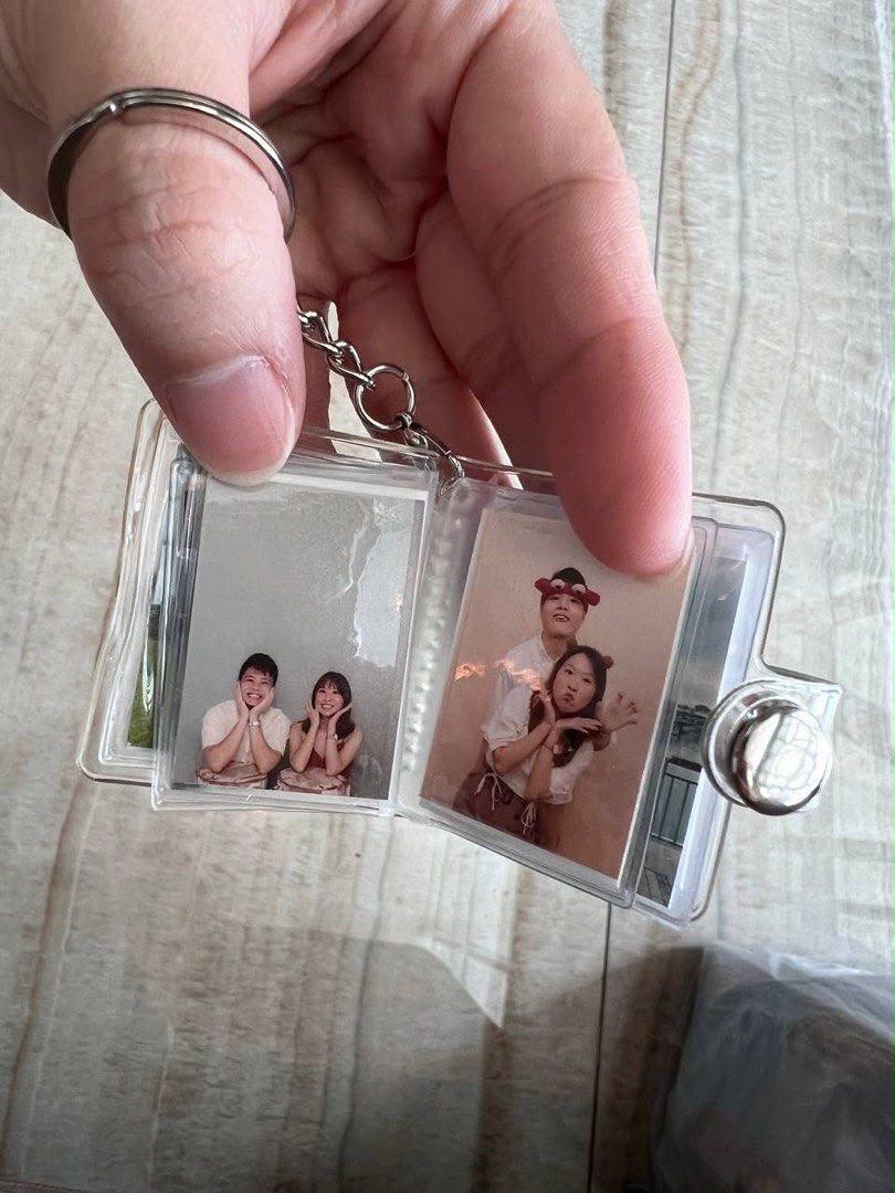 Mini photo keychains with family pictures